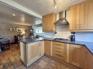 Photo 7- click for photo gallery